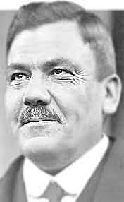 Presidente Plutarco Elías Calles comienza el MAXIMATO