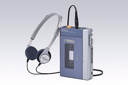 Launch of the first portable stereo headset