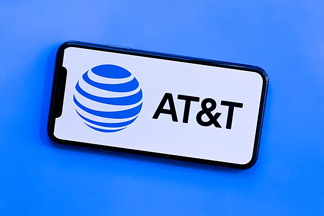 Liberación del segmento de operadores de telecomunicaciones