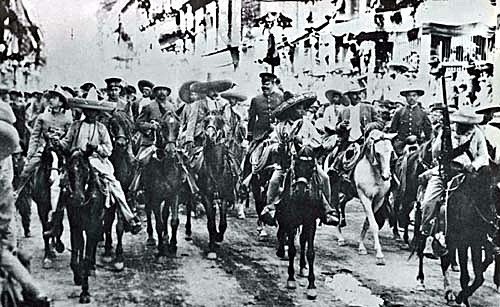 La División Revolucionaria