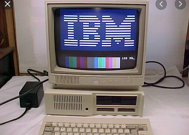 Creación de la primera mini computadora