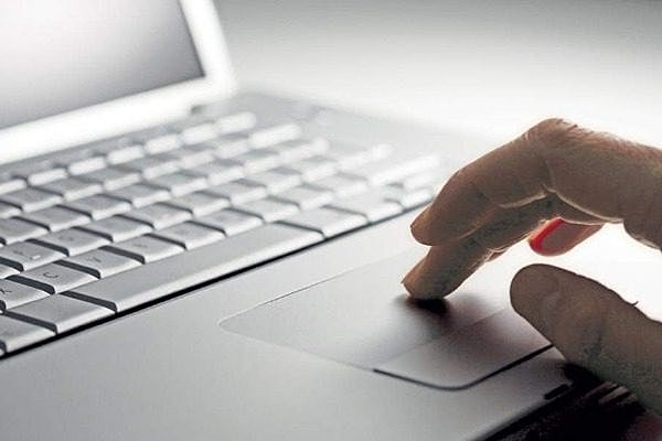 Η πρώτη διανομή ήχου και βίντεο μέσω του διαδικτύου