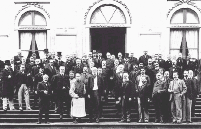 PRIMERA CONFERENCIA DE LA HAYA