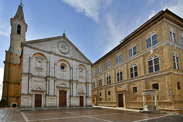 L'architettura e l'urbanistica di Pienza,Urbino e Ferrara
