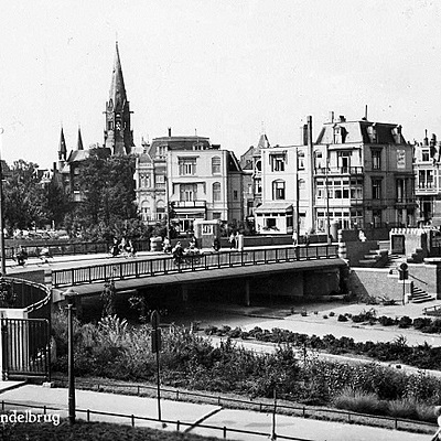 Timeline: EL TURISMO