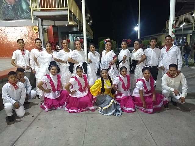 Dance group "Quetzalcoatl"