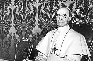 La iglesia católica bipartidista