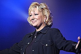 Победа Мари Мариам, Франция