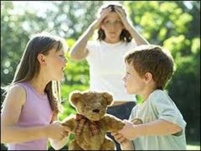 PELIABA MUCHO CON MI HERMANO