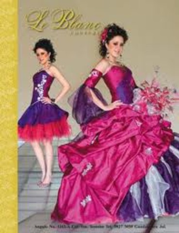 FUERON MIS 15 AÑOS Y NO ESTUVO MI HERMANO POR PRESTAR SERVICIO MILITAR