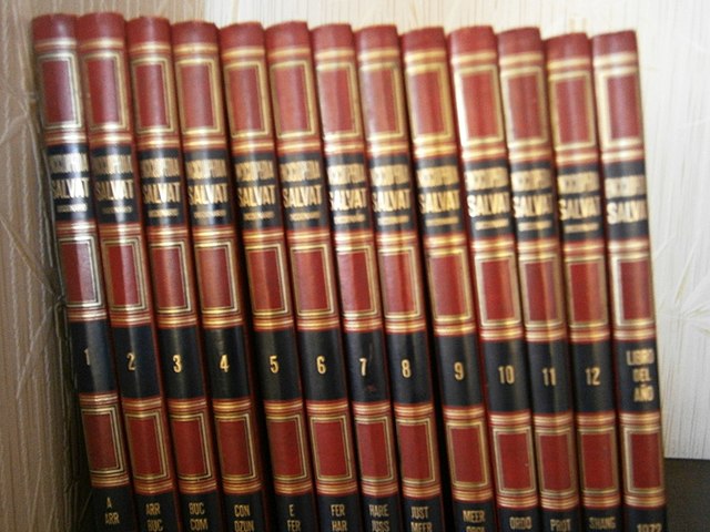 Publicación de la Enciclopedia