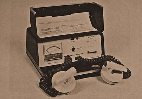 Primer desfibrilador