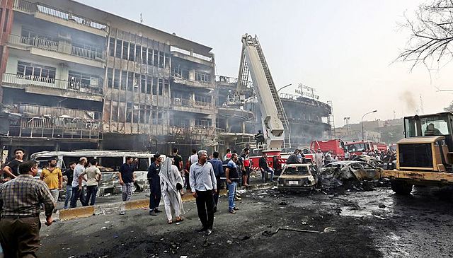 Bomba en universidad de Bagdad