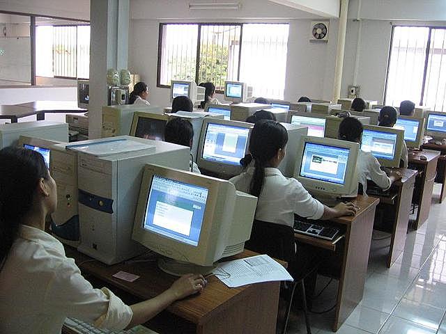 Inicia la computación en la educación