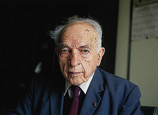 Se utiliza la expresión "Tercer Mundo"