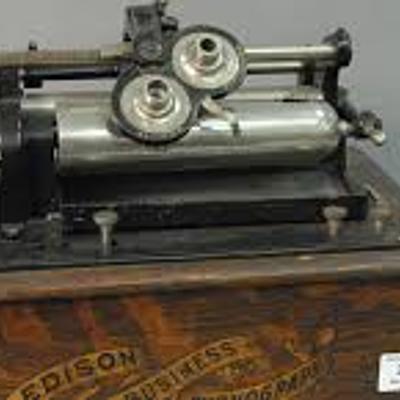 Timeline: Primer equipo de Música