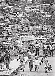Desplazamiento forzado masivo en el barrio El Salado