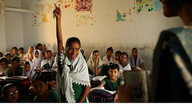 PROGRESA, áreas rurales, formación nivel básico y normal.