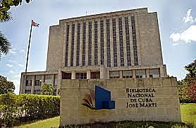 se funda la biblioteca nacional en Cuba