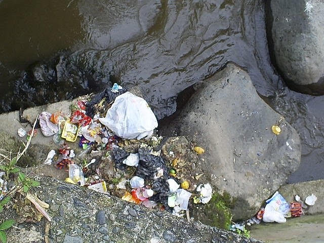 LA CUENCA VERTEDERO DE RESIDUOS