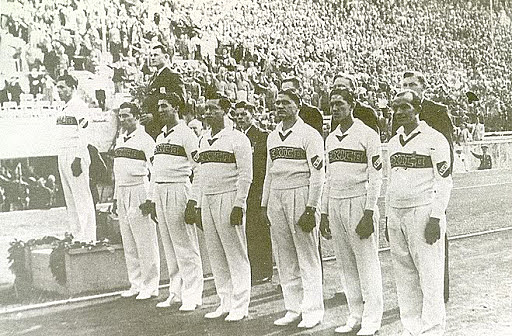 En los Juegos Olímpicos de Berlín de 1936, el equipo nacional obtuvo la primera medalla olímpica en un deporte de conjunto, La selección nacional se colgó el bronce tras derrotar a Polonia.