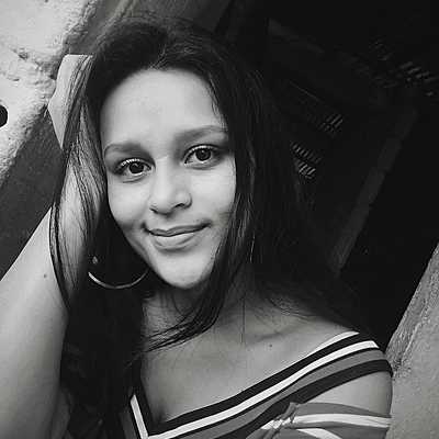 Timeline: Horizonte del tiempo sobre la toma de decisiones en mi vida by Manuela Romero