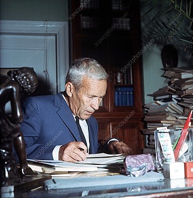 Estructura del sistema axiomático de la teoría de la probabilidad