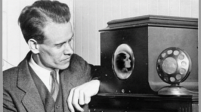 Primera televisión totalmente electrónica