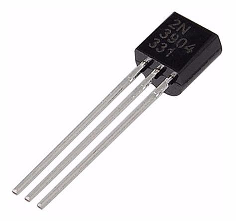 Aparece o transistor