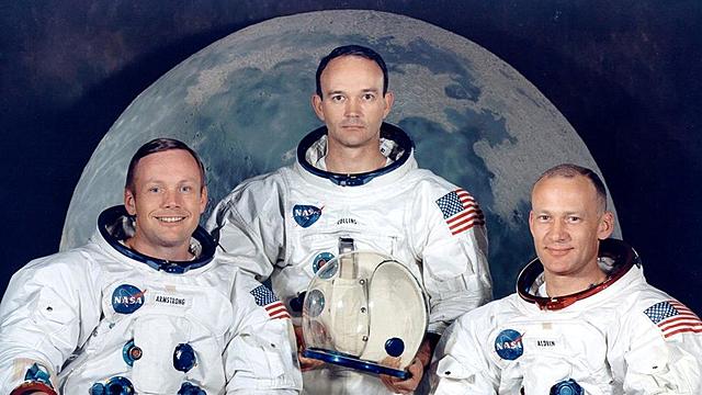 Los estadounidenses Neil Armstrong