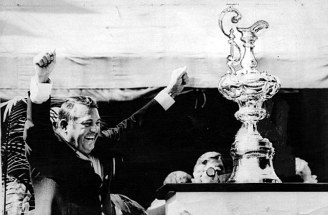 Alan Bond wins The Americas cup