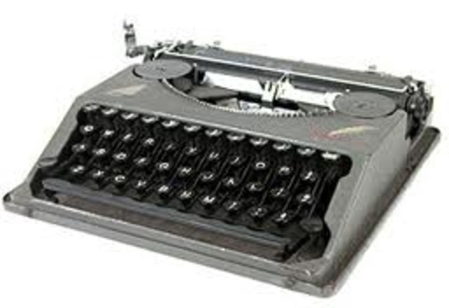 Primera máquina de escribir