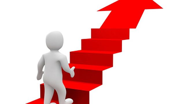 McCuen menciona que...