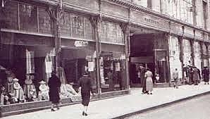 Las Vendedoras de la Grandes Tiendas