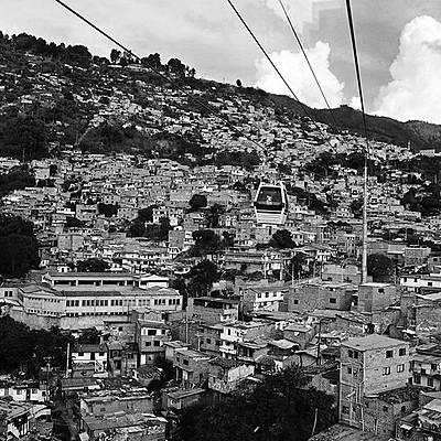 Timeline: Hitos de memoria colectiva del Conflicto Armado en Medellín