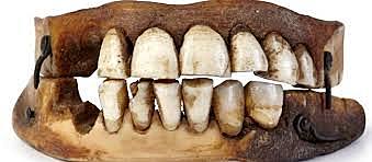 PROTESIS ANTIGUA (400 A.C.)