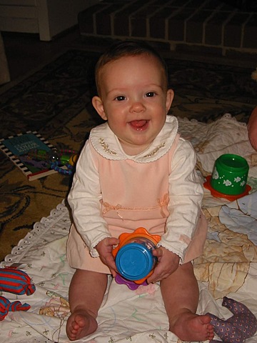 Yo nacía en el cinco de augusto en el Carolina del Norte. Era verano y hacía calor. El cantante de moda era Christian Aguilera.