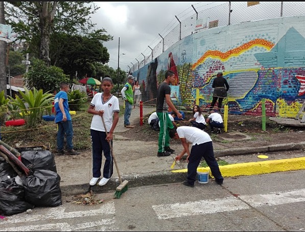 UNIDOS POR EL AMBIENTE