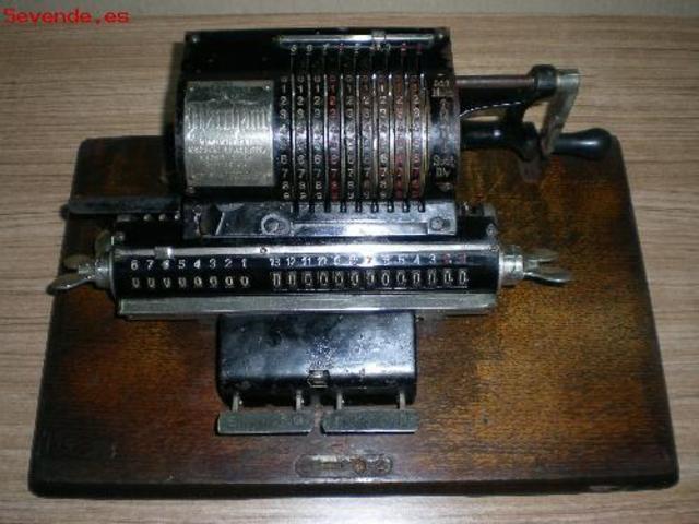 Maquina Calculadora (Sin memoria)