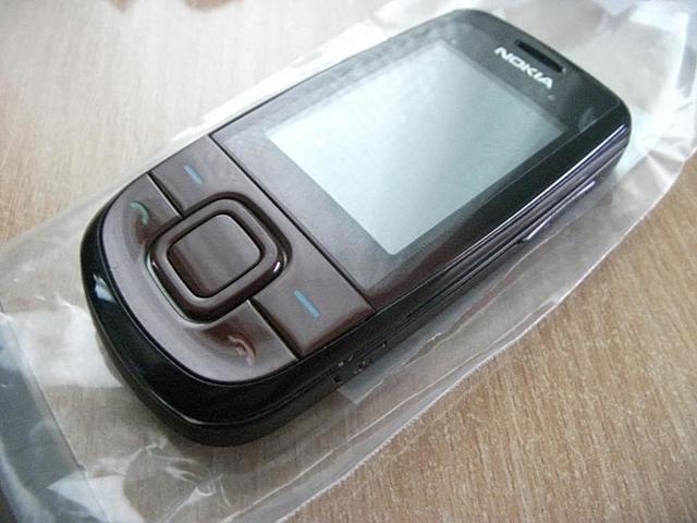 Arquitectura paralela con múltiples procesadores trabajando al mismo tiempo y auge de dispositivos móviles