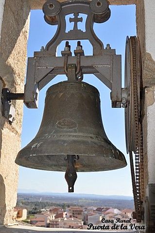 Jaime I de Aragón recoge la simbología de las campanas
