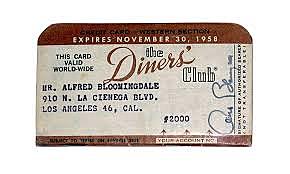 Primeres targetes de crèdit acceptades en múltiples comerços