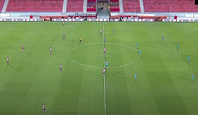 Arranque del partido (21:30 hs)