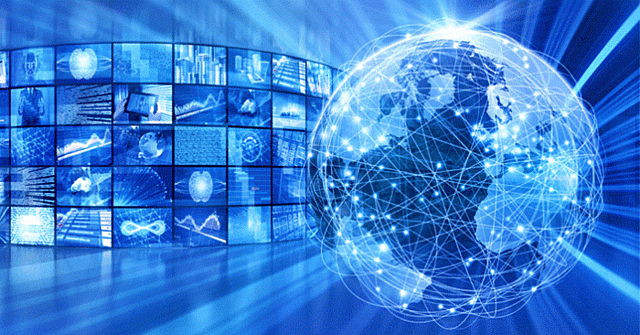 ARPANET se separa de la red militar y nace internet