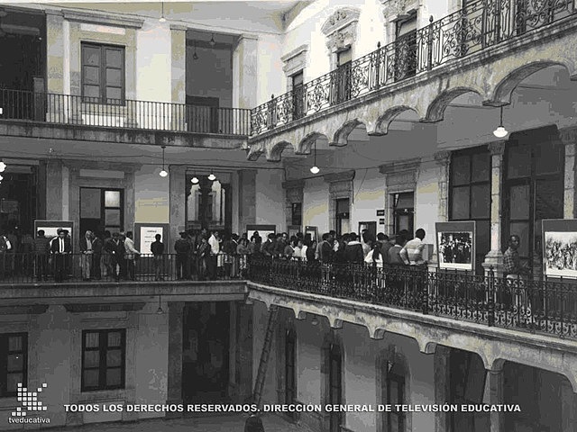 1940 - 1950: El número de planteles se aumentó a casi 700 1952 el número de planteles aumenta.