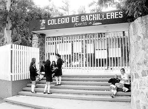 Se crea el Colegio de Bachilleres y la Universidad Autónoma Metropolitana (UAM).