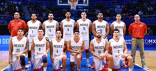 En 2011 se creo el equipo que hoy se conoce como "12 Guerreros"