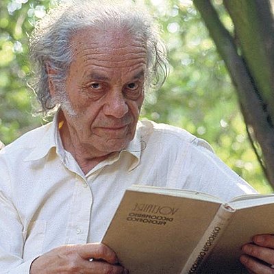 Timeline: Nicaor Parra