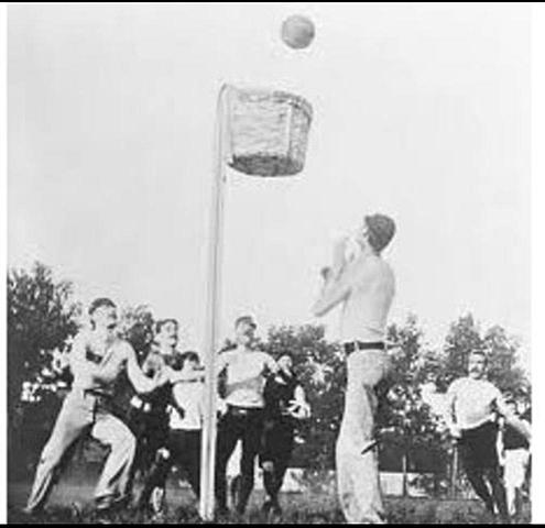 El primer juego oficial