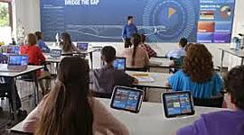 Timeline: Evolución Histórica  de la Tecnología  Educativa